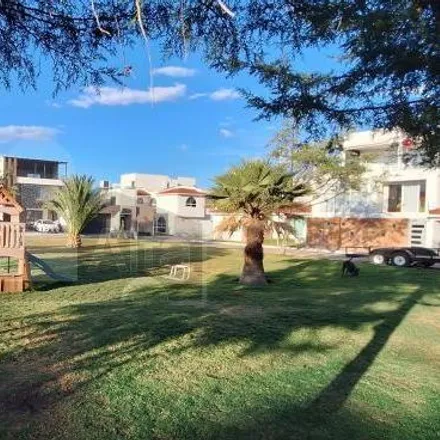 Buy this 4 bed house on Calle Quinta María de los Ángeles in Quinta Real, 42082 San Antonio el Desmonte