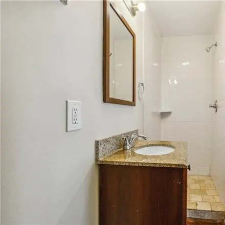 Image 9 - 8519 Hickory Street, New Orleans, LA 70118, USA - House for sale
