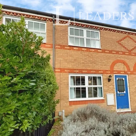 Rent this 2 bed townhouse on 11 Woodlark Drive in Cottenham, CB24 8XT