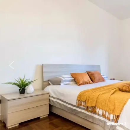 Rent this 5 bed room on Al 33 in Viale Fulvio Testi, 33