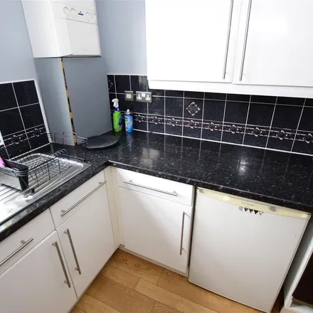 Rent this 2 bed apartment on Salisbury Road in Wallasey, CH45 9JJ