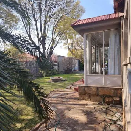 Rent this 2 bed apartment on 9th Avenue in Highlands North, Johannesburg