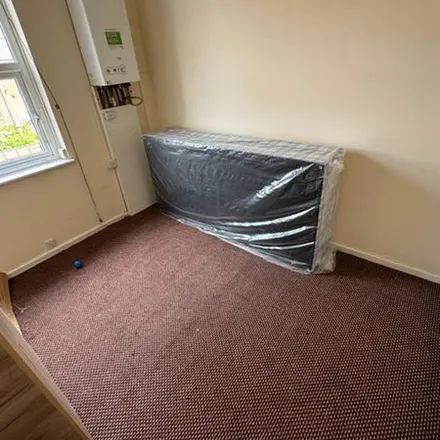 Image 4 - Cameron House, Manchester Road West, Little Hulton, M38 9UX, United Kingdom - Townhouse for rent