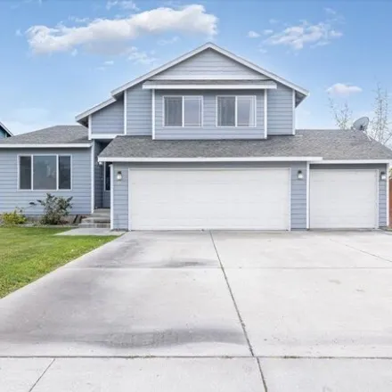 Buy this 4 bed house on 5138 Malaga Drive in Pasco, WA 99301