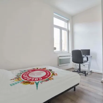 Rent this 1 bed apartment on Ateliers de la Teinturerie in 49 Rue de Croix, 59100 Roubaix