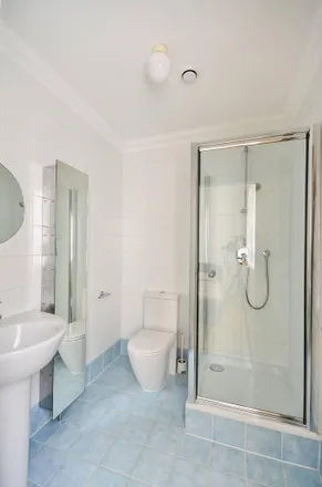 Image 7 - 24 Vincent Square, London, SW1P 2NB, United Kingdom - Apartment for rent