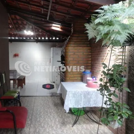 Buy this 4 bed house on Rua Curió in Sarzedo - MG, 32450