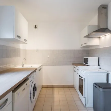 Rent this 4 bed apartment on 7 Rue Cavenne in 69007 Lyon, France