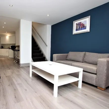 Rent this 1 bed apartment on 18 Ardmillan Terrace in City of Edinburgh, EH11 2JL