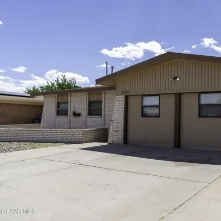 Image 3 - 3385 Funston Place, El Paso, TX 79936, USA - House for sale