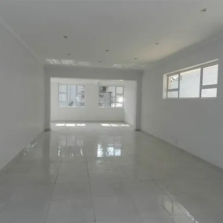 Image 5 - 9th Avenue, Highlands North, Johannesburg, 2001, South Africa - Apartment for rent