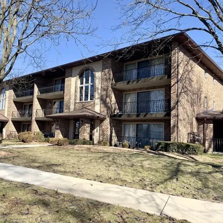 Buy this 2 bed condo on Sheridan Drive in Willowbrook, DuPage County