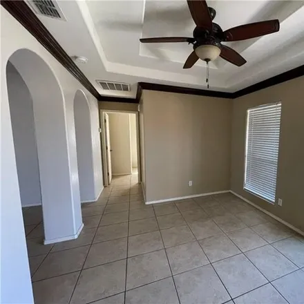 Image 6 - 2865 Sofia Avenue, Seville Park Number 1 Colonia, Edinburg, TX 78542, USA - House for rent