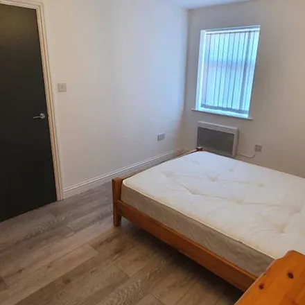 Rent this 1 bed apartment on Newport Road in Cardiff, CF24 0DS