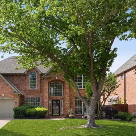 Buy this 4 bed house on 2747 Indian Oak Drive in Grapevine, TX 76051
