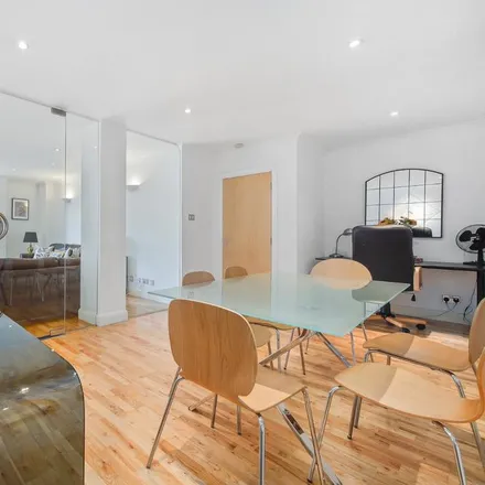 Rent this 3 bed apartment on Aria House in Newton Street, London
