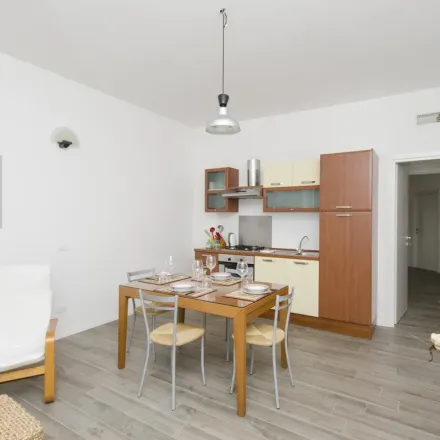 Image 5 - Via degli Imbriani, 20158 Milan MI, Italy - Apartment for rent