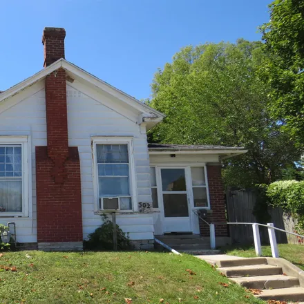 Buy this 2 bed house on 502 West 5th Street in Marion, IN 46953