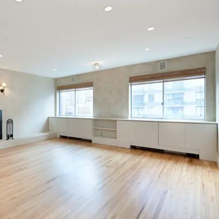 Rent this 4 bed condo on The Firefighter Dan DeFranci Building in 204 East 23rd Street, New York