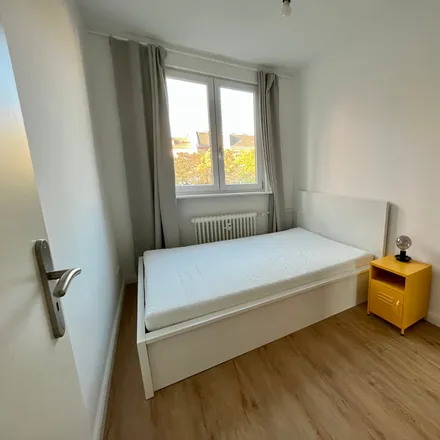 Rent this 2 bed apartment on Kreuzbergstraße 5 in 10965 Berlin, Germany