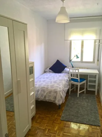 Rent this 3 bed room on Madrid in Plaza Patricio Martínez, Calle de Cardaño