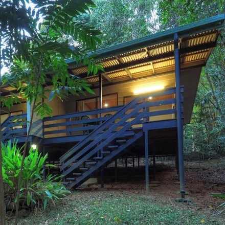 Rent this studio apartment on Eacham Close