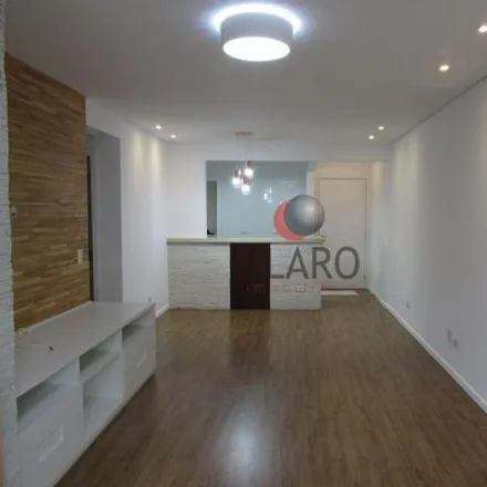 Rent this 2 bed apartment on Rua Saldanha da Gama 38 in Centro, Curitiba - PR
