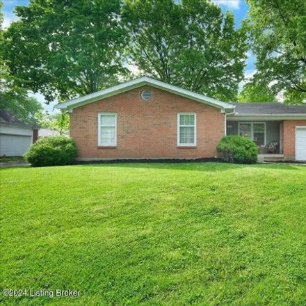 Buy this 3 bed house on 1005 King Arthur Lane in St. Matthews, KY 40222