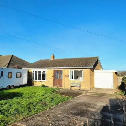 Buy this 2 bed house on Saint Leonards Drive in Chapel St Leonards, PE24 5RD
