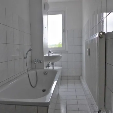 Rent this 3 bed apartment on Am Hohen Hain 19a in 09212 Limbach-Oberfrohna, Germany