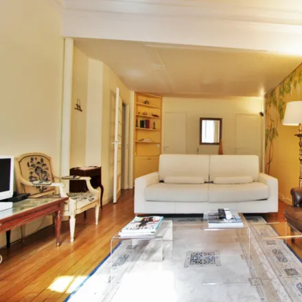 Rent this studio apartment on 2 Place de l'École Militaire in 75007 Paris, France