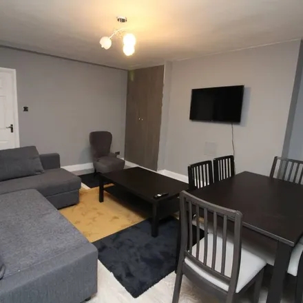 Image 9 - London, SE14 6TA, United Kingdom - Apartment for rent