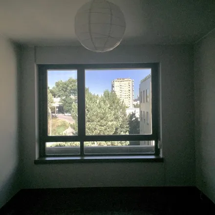 Image 7 - Farmácia Santos Salvador, Rua Alcaide de Faria, 4100-186 Porto, Portugal - Apartment for rent