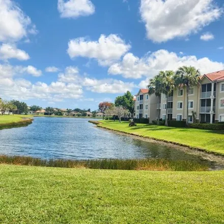 Rent this 2 bed condo on unnamed road in West Palm Beach, FL 33411