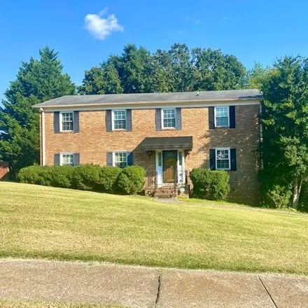 Image 1 - 3624 Glen Oaks Drive, Milbro Heights, East Ridge, TN 37412, USA - House for sale