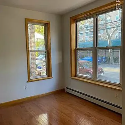 Rent this 5 bed apartment on 3424 Irwin Avenue in New York, NY 10463