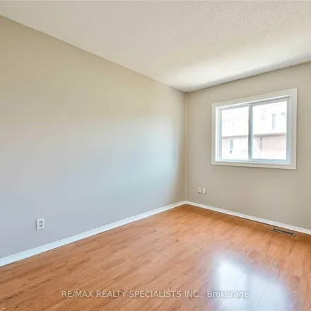 Image 3 - Primary Digital Marketing, 1051 Dundas Street West, Mississauga, ON L5C 3A7, Canada - Townhouse for rent