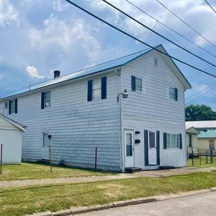 Buy this 5 bed house on 710 12th Street in Kenova, WV 25530
