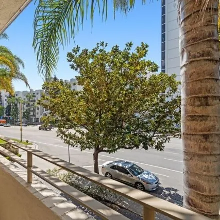 Rent this 2 bed condo on Wilshire Boulevard in Los Angeles, CA 90024