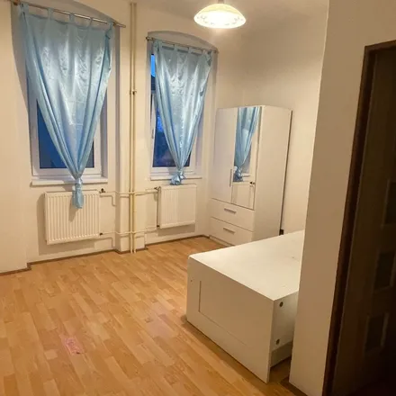 Rent this 3 bed apartment on Dlouhá 88/16 in 357 51 Kynšperk nad Ohří, Czechia