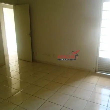 Rent this 3 bed apartment on Alameda Triângulo Verde in Ponte Nova - MG, 35430-323