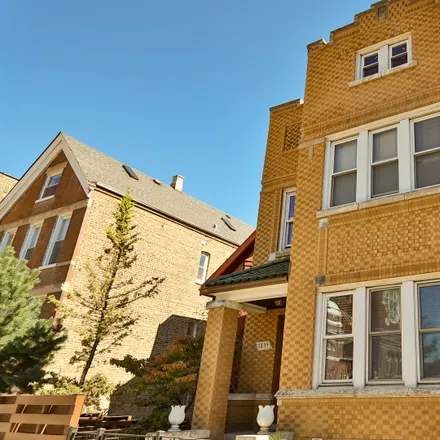 Rent this 2 bed house on 1835 North Hermitage Avenue in Chicago, IL 60622