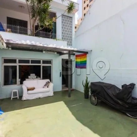 Buy this 3 bed house on Rua Tavares Bastos 57 in Pompéia, São Paulo - SP