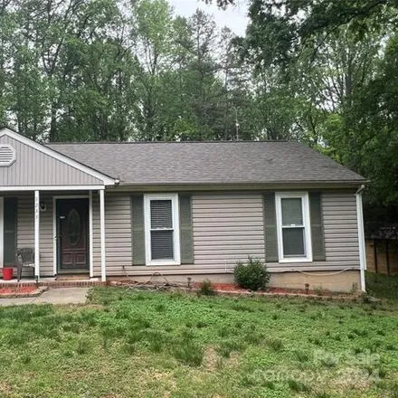 Buy this 3 bed house on 5233 Great Wagon Road in Charlotte, NC 28215