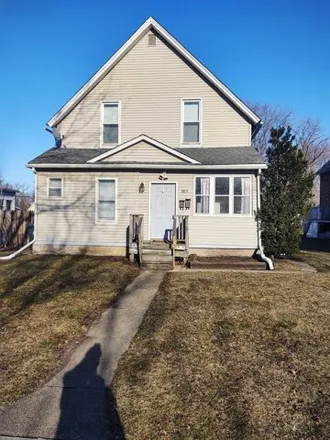 Rent this 2 bed house on 2867 Elizabeth Avenue in Zion, IL 60099