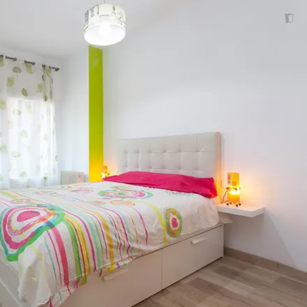 Rent this 3 bed apartment on Cafetería Gran Vía in Gran Via de les Corts Catalanes, 08001 Barcelona
