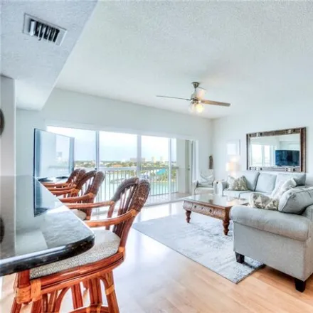 Image 9 - 9359 Blind Pass Road, Saint Pete Beach, Pinellas County, FL 33706, USA - Condo for sale