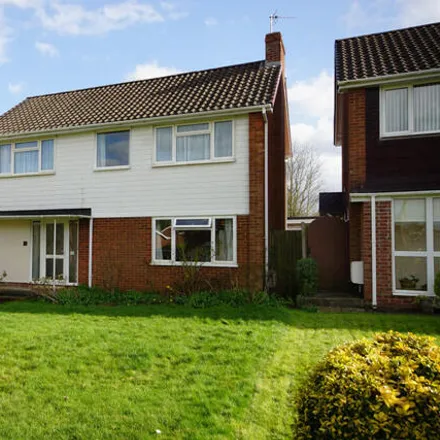 Buy this 4 bed house on Meadow Road in Chipping Sodbury, BS37 6HG