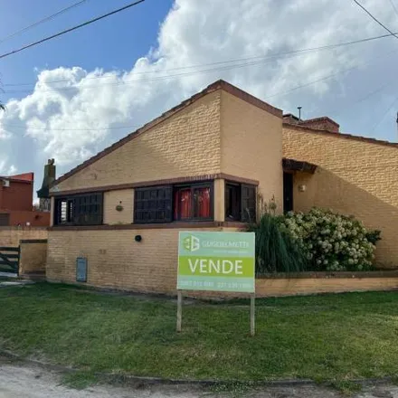 Buy this 2 bed house on Calle 3 in San Martín B, 7163 General Juan Madariaga