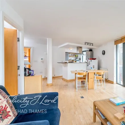 Rent this 2 bed apartment on The Triangle in 21 Three Oak Lane, London